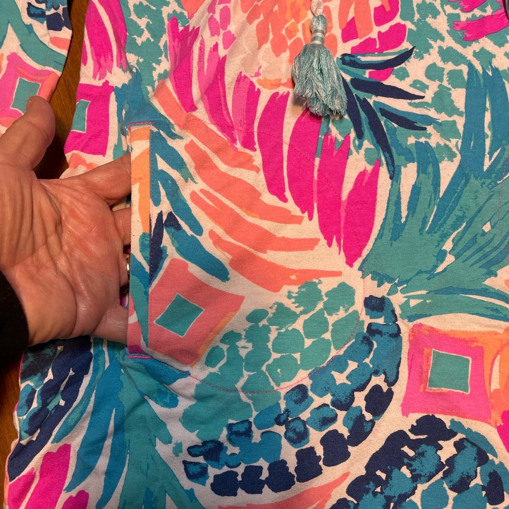 Lily Pulitzer dress/cover up Vibrant Tropical Print Long Sleeve Top - Picture 5 of 6
